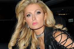 Пэрис Хилтон потеряла помолвочное кольцо за 2 миллиона долларов на вечеринке