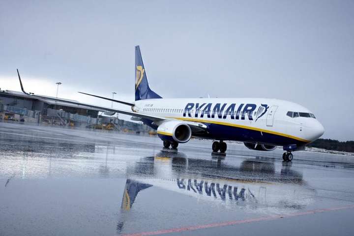 Лоукостер Ryanair може почати літати ще з чотирьох міст України