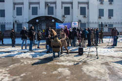 Під посольством РФ у Києві активісти влаштували перформанс з «Лебединим озером»