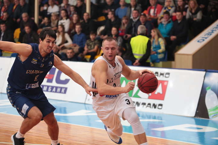 Баскетболіст «Мавп» Кольченко – найкращий снайпер регулярного чемпіонату Суперліги
