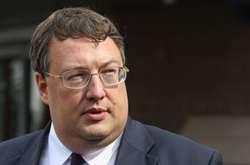 Тесть нардепа Геращенка орендує 200-метрову квартиру в найелітнішому районі Києва