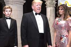 Мелания Трамп с супругом Дональдом и сыном