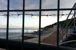 Пляжный Освенцим: появились ужасающие фото из Крыма