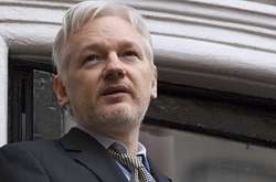 Джуліана Ассанджа назвали «нещасним малим черв’яком»