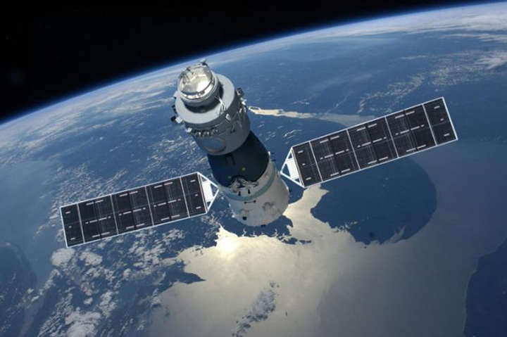 Днями на Землю може впасти 8-тонна космічна станція