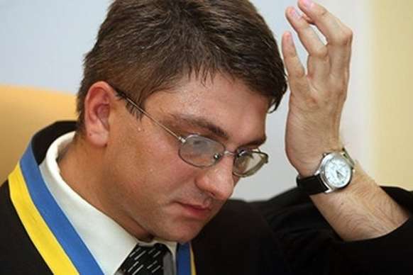 Скандальний суддя Печерського суду працює адвокатом у Москві