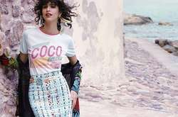 Карл Лагерфельд готовит к выходу линию пляжной одежды