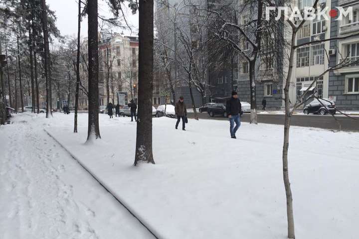 У Київ повернулася зима