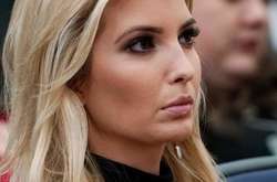 Иванка Трамп впечатлила стильным тренчем за $1,5 тыс.
