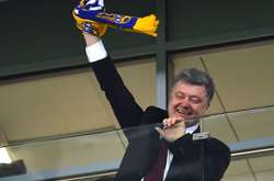 Порошенко пояснив, чому в Маріуполі варто проводити футбольні матчі