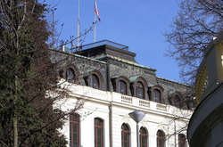 Вислані російські дипломати сьогодні залишать Чехію