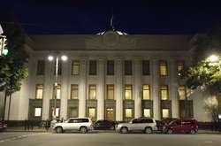 Верховна Рада досі не розглянула антитютюнові законопроекти, які були зареєстровані три роки тому