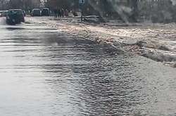 Трассу Сумы-Полтава размыло водой: движение ограничено 