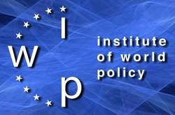 Квітневі тенденції світової політики (прес-конференція)