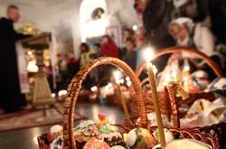 Великдень у Києві: де і коли можна освятити пасхальні кошики