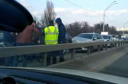 ДТП на мосту біля метро Нивки