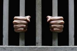 У Харкові заарештували чоловіка, який зґвалтував пенсіонерку та її онуку