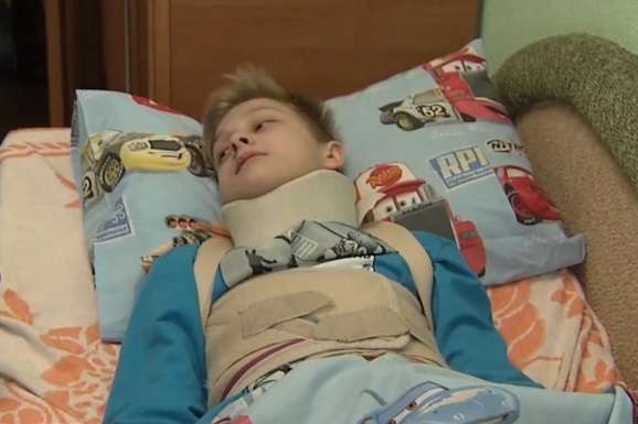 В киевской школе одноклассники сломали мальчику позвоночник