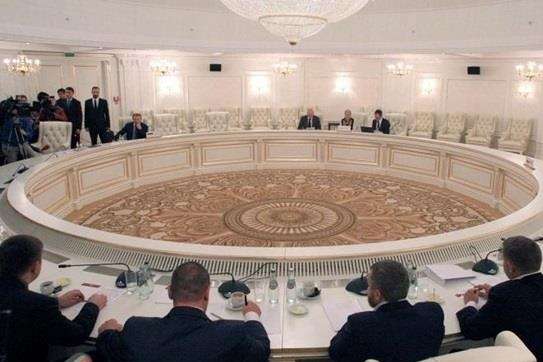 У Мінську тривають переговори щодо Донбасу