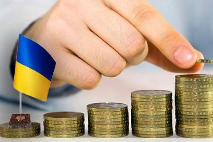 Українці почали більше сплачувати податків