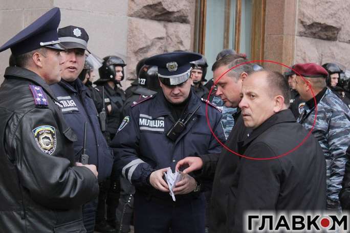 Суд дозволив заочне розслідування проти екс-заступника глави міліції Києва Федчука