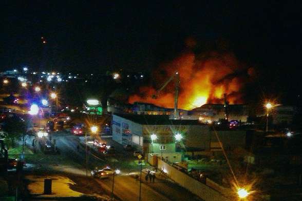 У Росії вночі згорів величезний магазин іграшок 