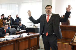 Адвокати Саакашвілі вимагають довести до кінця справу «грошей Курченка»
