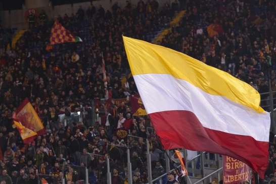 В УЄФА відкрили справу щодо прапора «ДНР» на матчі «Рома» - «Шахтар»