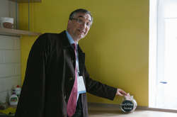 Посол Канади завітав у вінницький креативний хаб та зробив пожертву (фото)