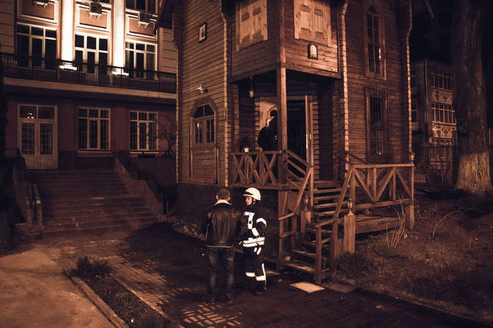 Вночі у Києві горів дерев’яний храм