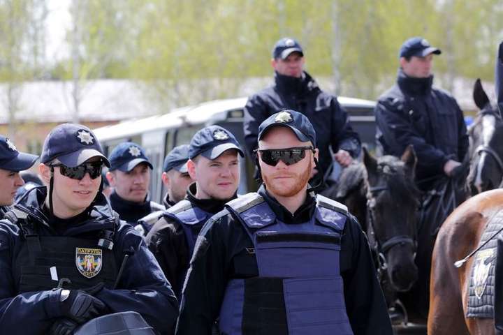 На Пасху в Украине будут следить за порядком 21,6 тыс. правоохранителей
