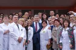 Як Порошенко відкривав реанімаційне відділення у Вінниці