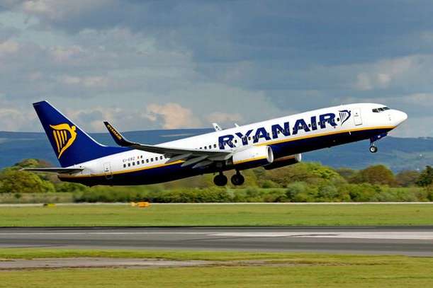 Ryanair анонсував новий рейс: лоукостер літатиме в Україну вже у вересні  