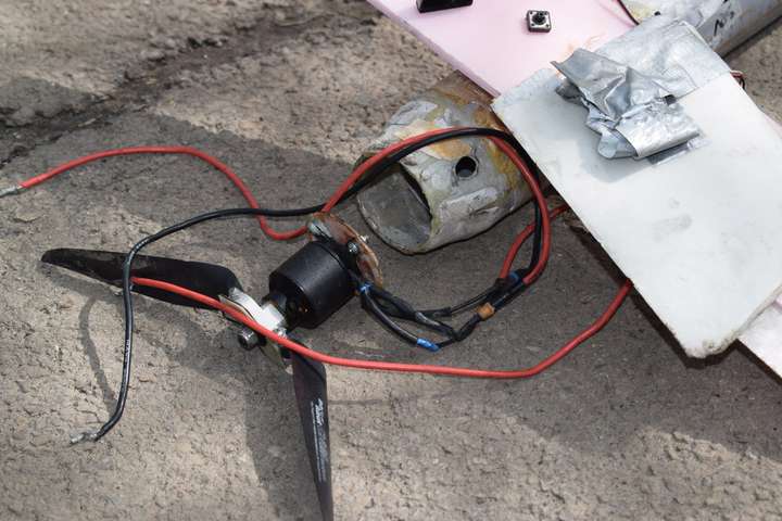 На Донеччині впав дрон бойовиків, начинений вибухівкою