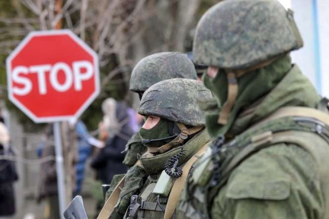 Окупанти влаштували в Севастополі виставку військової техніки