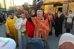 Українці святять паски (фоторепортаж)