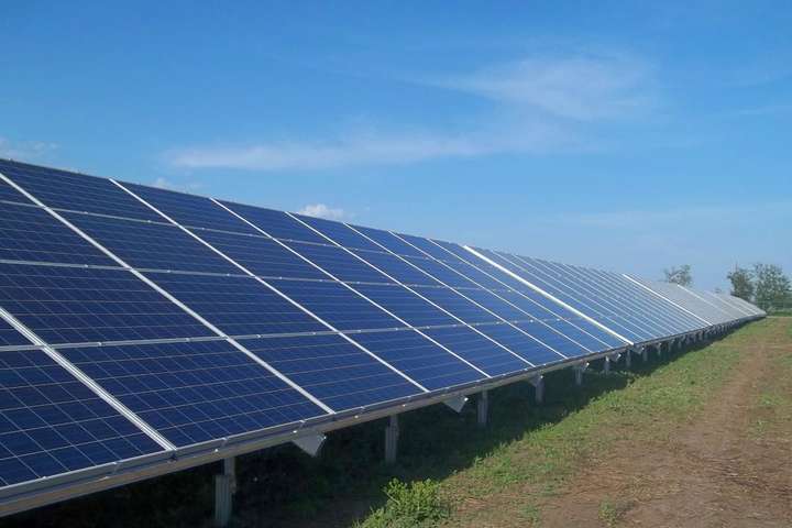 Виробництво сонячної електроенергії у Китаї зросло на 60%