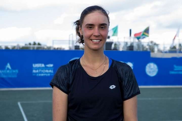 Українська тенісистка Калініна виграла третій турнір у нинішньому році