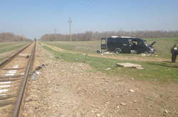 Смертельне зіткнення маршрутки і потяга в окупованому Криму