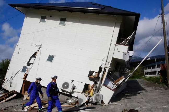 В Японії стався потужний землетрус, поранені чотири людини