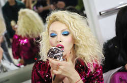 Оля Полякова