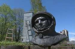 В Сербии снесли памятник Гагарину, воздвигнутый три дня назад