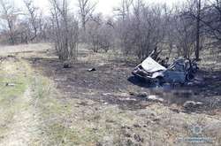 В Луганской области на линии разграничения подорвался автомобиль с мирными жителями