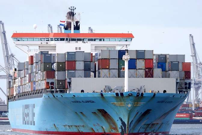 На Одещині у порт зайшов найбільший контейнеровоз в історії гавані
