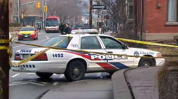 У Торонто невідомі напали з ножами на перехожих