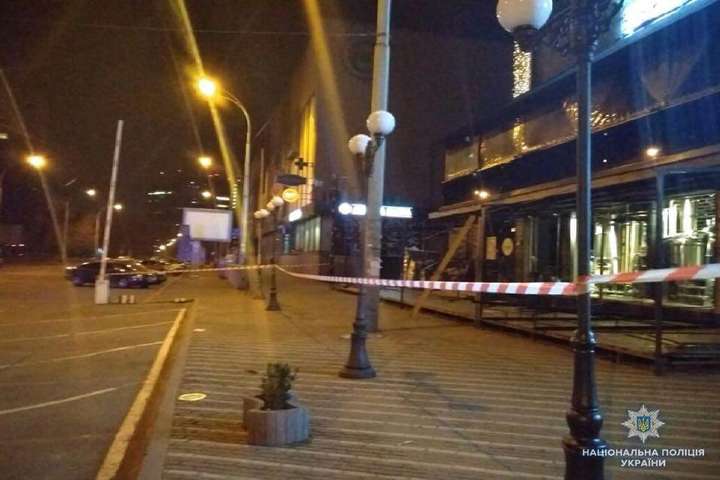 Обстріл будівлі «Київміськбуду»: поліція отримала відеозапис моменту пострілу