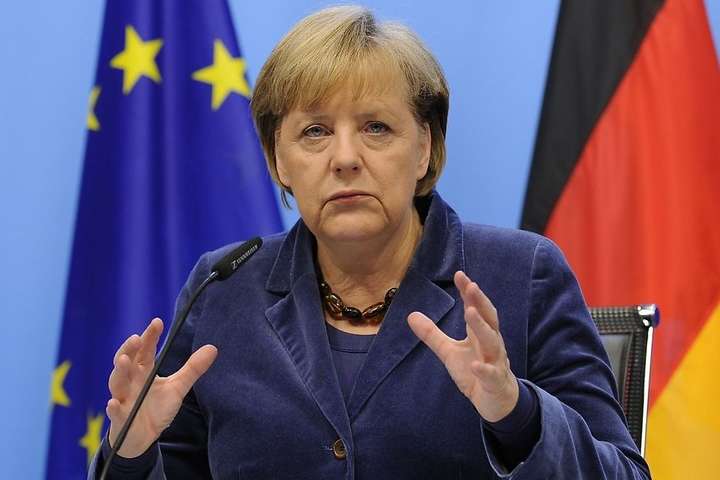 Меркель підтримала дії США, Британії та Франції у Сирії