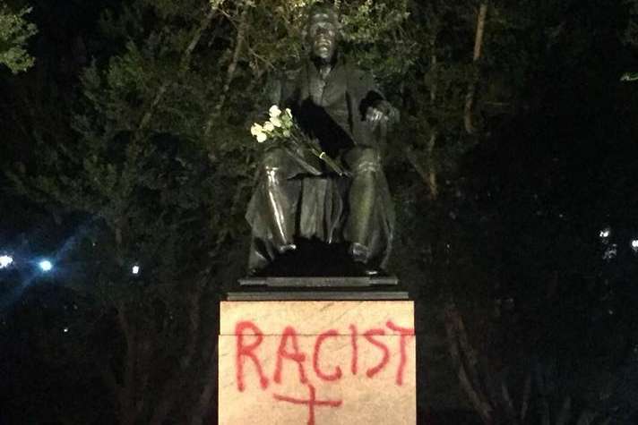 У США вандали спаплюжили статую екс-президента