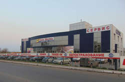 У Миколаєві невідомі кинули гранату до автосалону