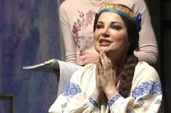 Марія Максакова в образі Оксани